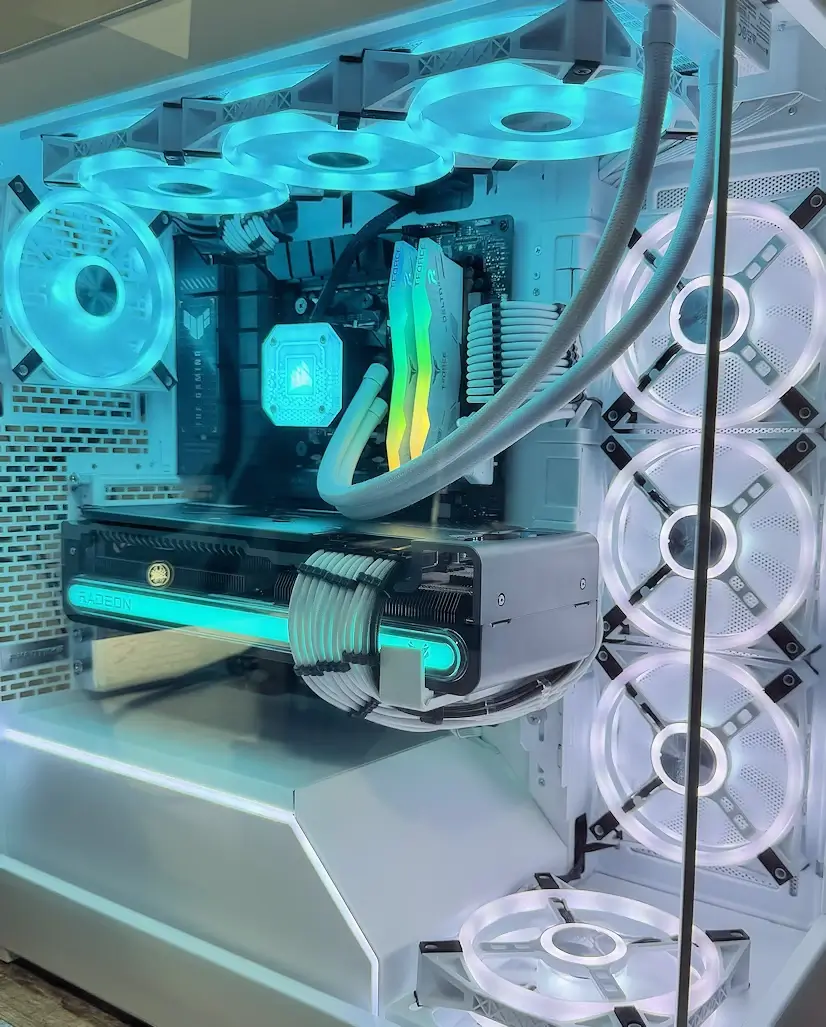 Montaje Gaming PC Phanteks Getafe Montaje Gaming PC Phanteks Getafe